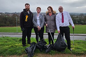 Batchley and Brockhill Lib Dems picking litter on Burrington Close